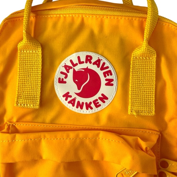 Fjallraven Kanken Mini Backpack Warm Yellow NWOT Travel Outdoors Quick Dry - Picture 4 of 9